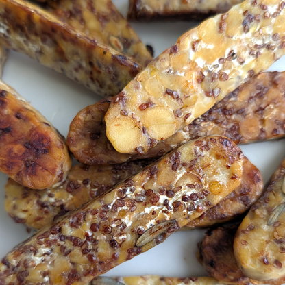 Vielkorn-Tempeh Duo + Topping